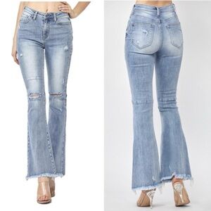RISEN High Rise Women Flare Leg Jeans Stretchy Distressed Size 26 Light Wash
